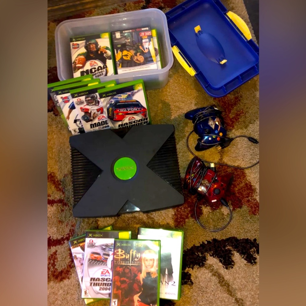 Xbox set with console the controllers and 10 games